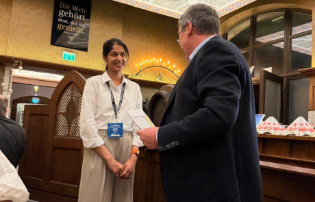 Namitha-Reghunath-awarded-the-Best-Poster-Prize-at-MAM2026
