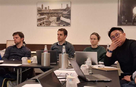 the-General-Assembly-Meeting-of-HaloFreeEtch-during-the-meeting